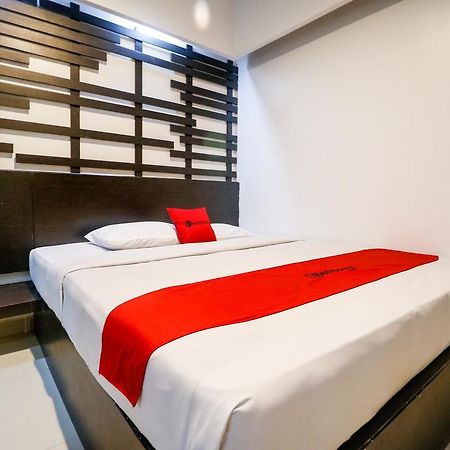 Reddoorz Plus Near Pasar Wisata 페칸바루 외부 사진