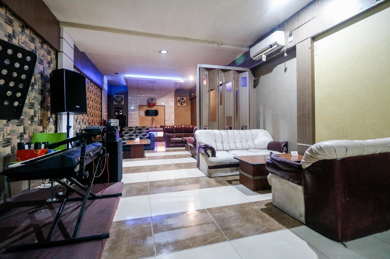 Reddoorz Plus Near Pasar Wisata 페칸바루 외부 사진