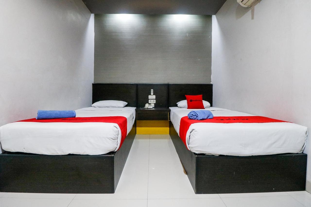 Reddoorz Plus Near Pasar Wisata 페칸바루 외부 사진
